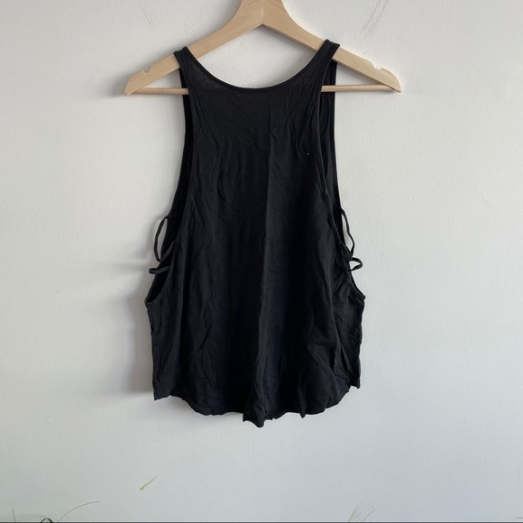 Under Armour - Black Tank - Cut Out Sides - Picture 2 of 3